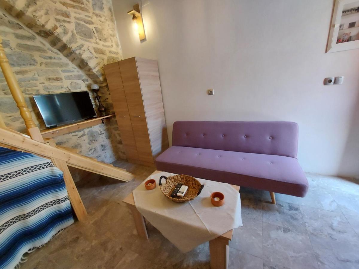 Ήλιος Πατσακης Apartment ซีมี ภายนอก รูปภาพ
